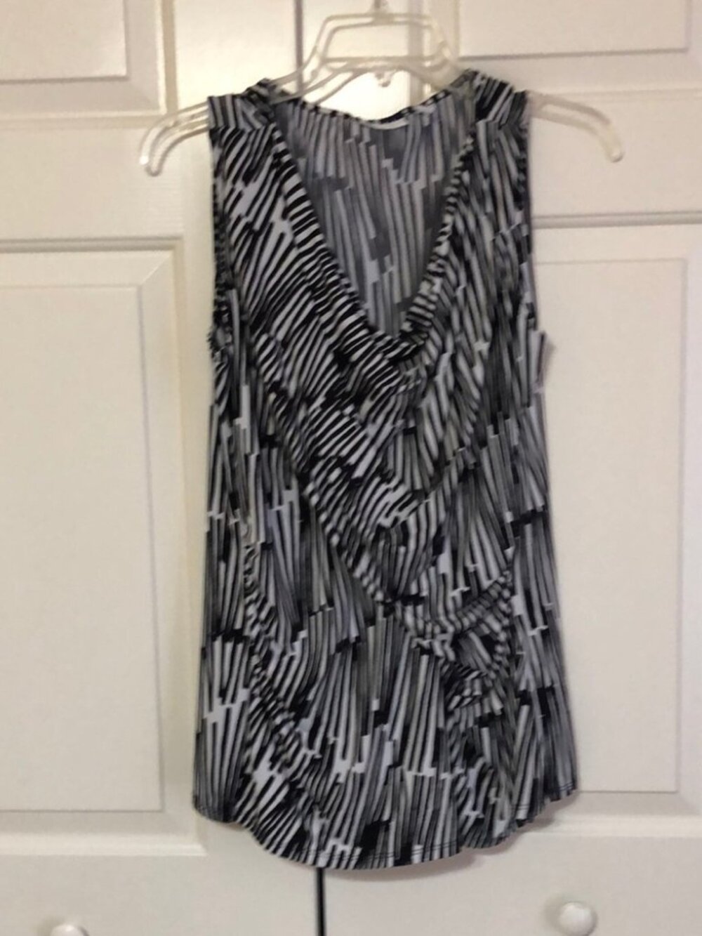 Black White Abstract Stripe Sleeveless Top Cowl Neck Ruched Side